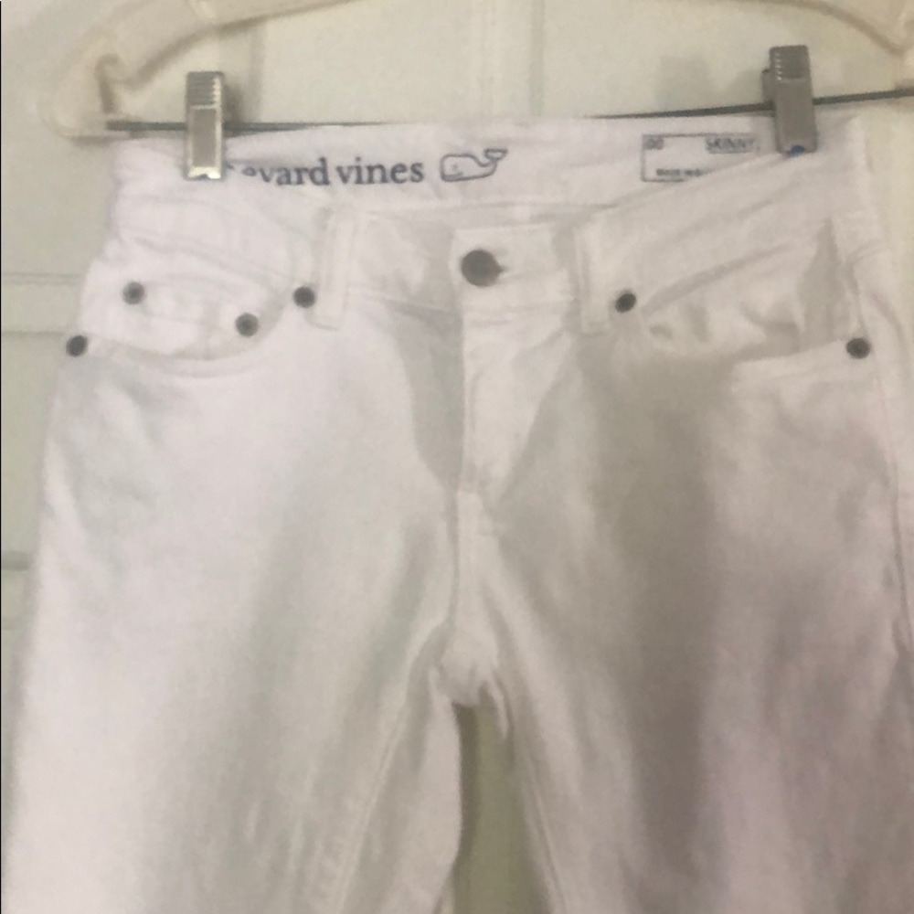 Vineyard Vines white jeans